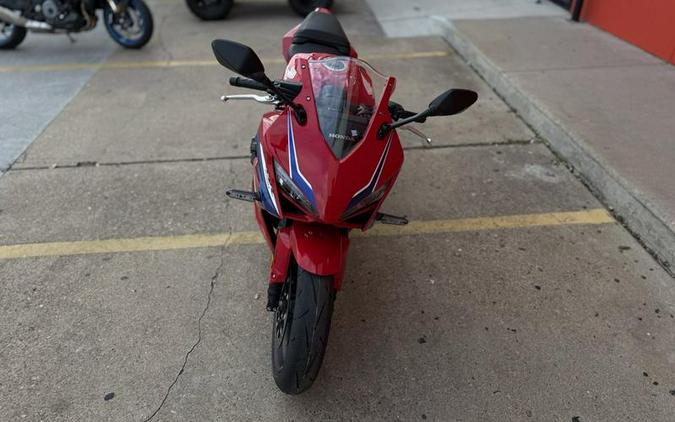 2026 Honda® CBR650R E-Clutch