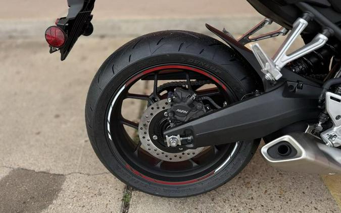 2026 Honda® CBR650R E-Clutch