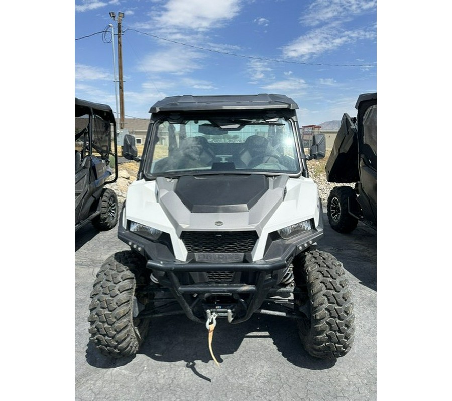 2019 GENERAL 4 1000 MATTE WHITE - Polaris