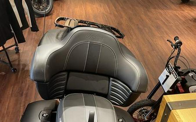 2023 Indian Motorcycle® Roadmaster® Dark Horse® Black Smoke