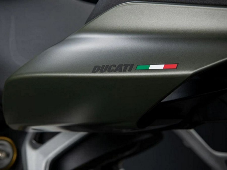 2024 Ducati Streetfighter V2 Storm Green