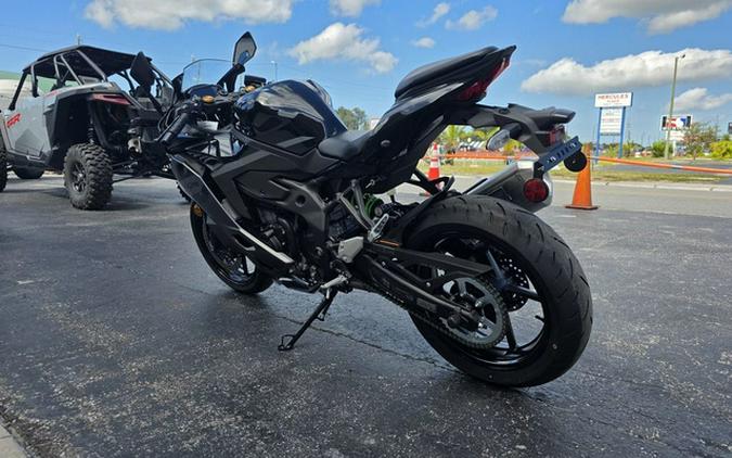2026 Kawasaki Ninja ZX-4RR ABS