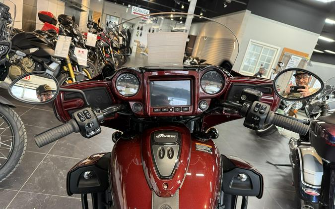 2024 Indian Motorcycle Roadmaster Dark Horse