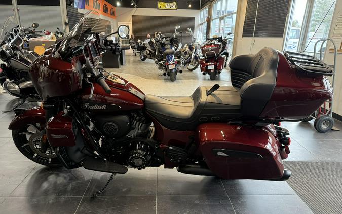 2024 Indian Motorcycle Roadmaster Dark Horse