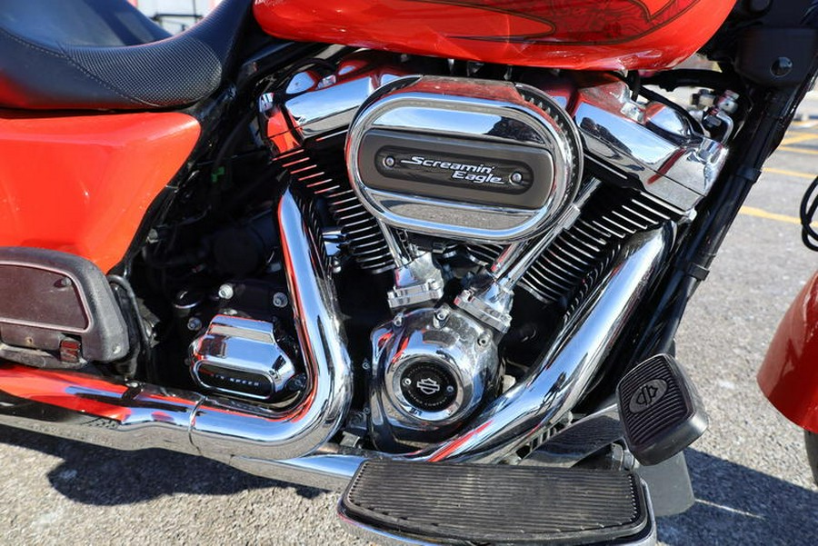 2017 Harley-Davidson® FLRT - Freewheeler®