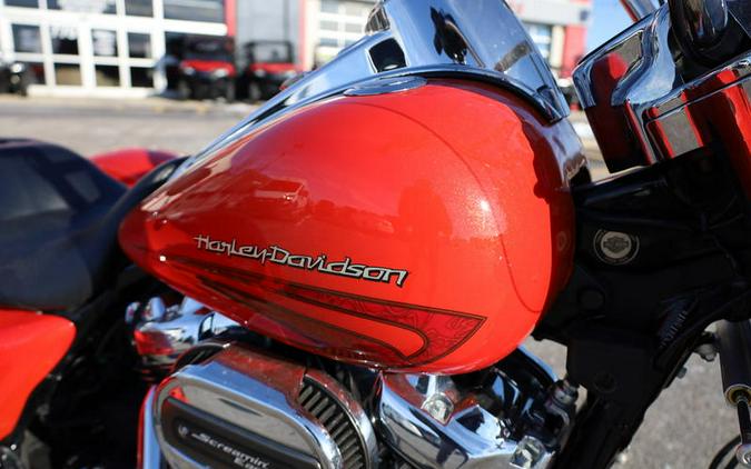 2017 Harley-Davidson® FLRT - Freewheeler®