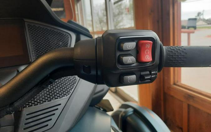 2026 Can-Am® Spyder RT Limited Dark