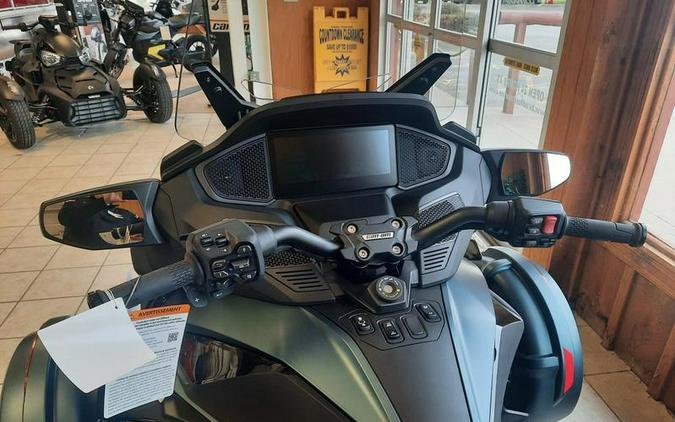 2026 Can-Am® Spyder RT Limited Dark