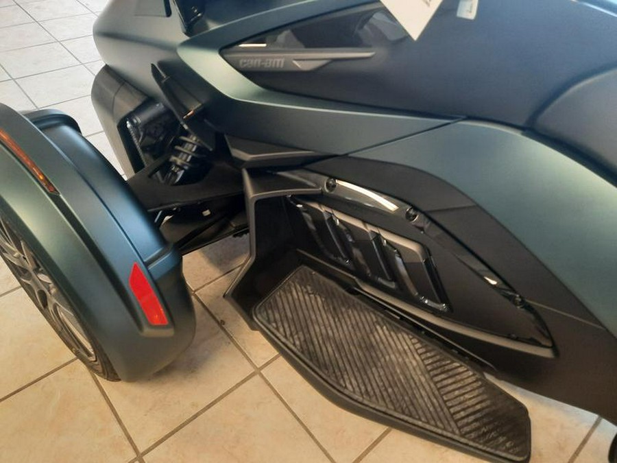 2026 Can-Am® RT LTD