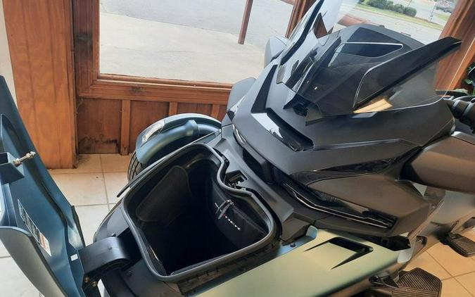 2026 Can-Am® Spyder RT Limited Dark