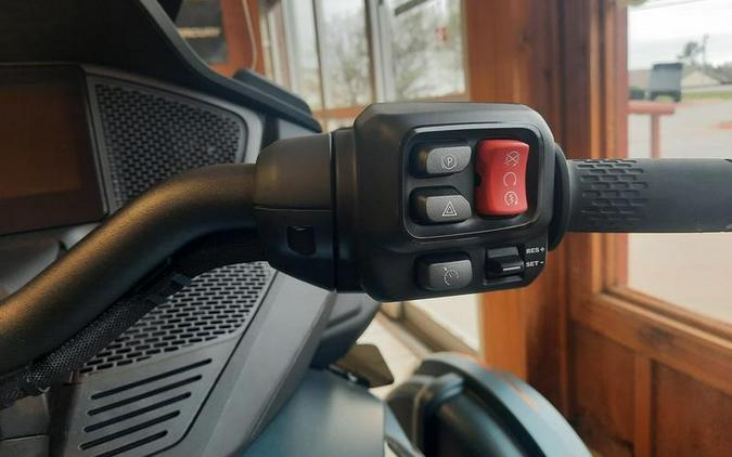 2026 Can-Am® Spyder RT Limited Dark