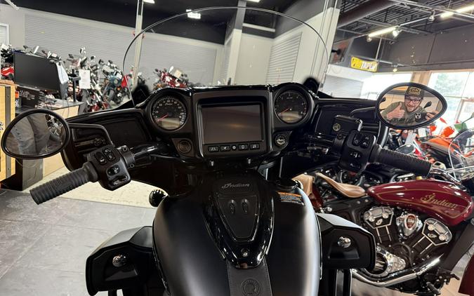 2024 Indian Motorcycle Roadmaster Dark Horse