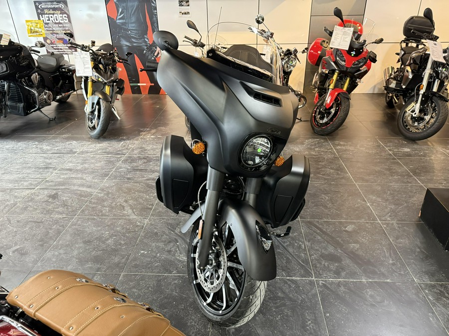 2024 Indian Motorcycle Roadmaster Dark Horse