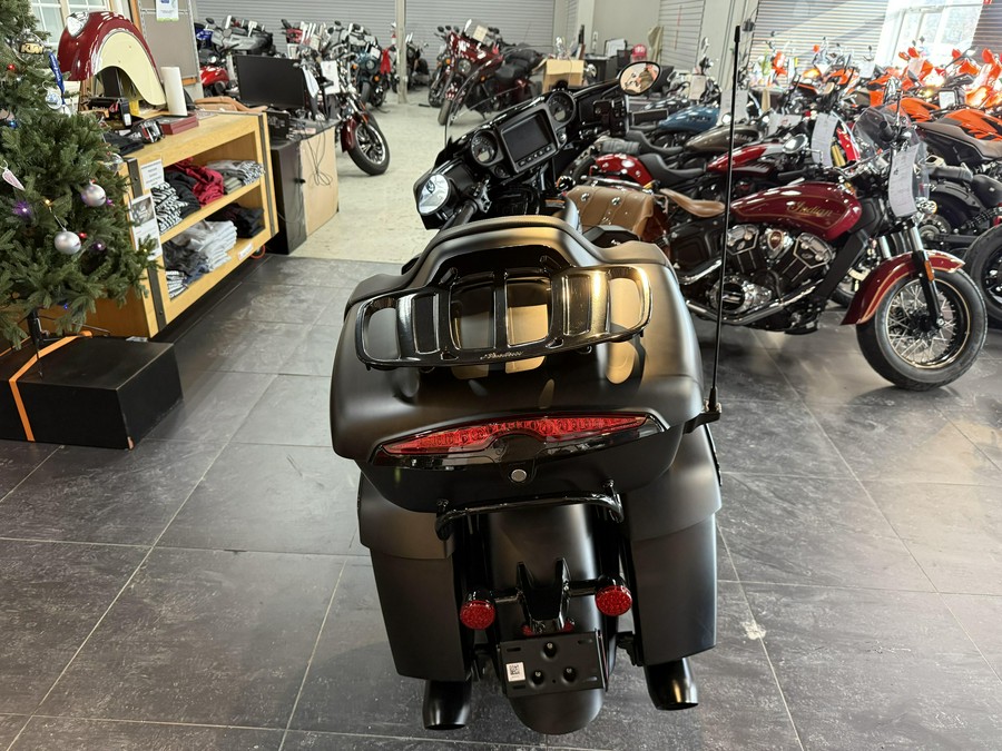 2024 Indian Motorcycle Roadmaster Dark Horse