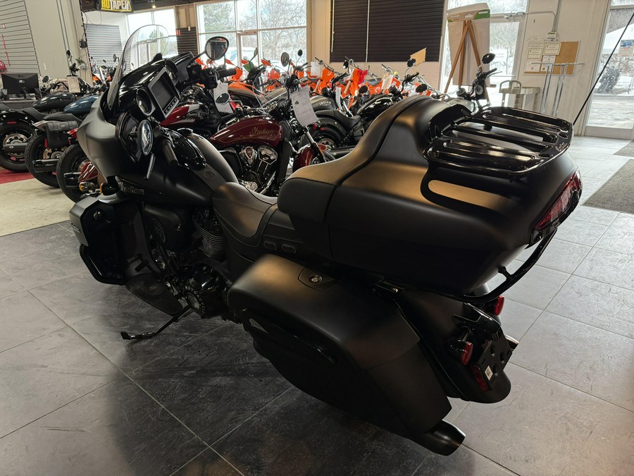 2024 Indian Motorcycle Roadmaster Dark Horse