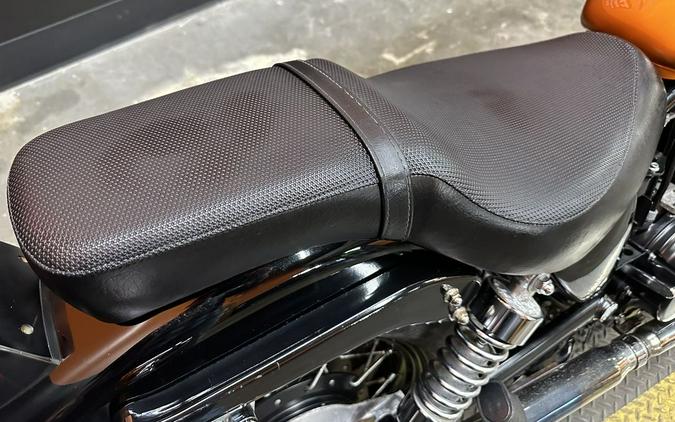 2017 Suzuki Boulevard S40