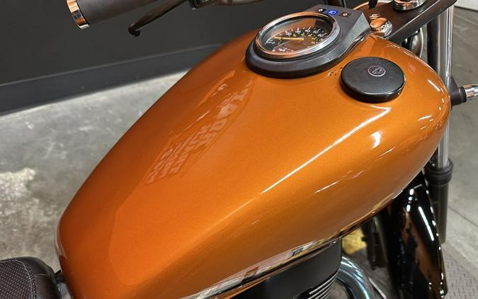 2017 Suzuki Boulevard S40