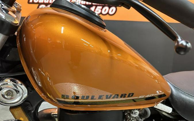 2017 Suzuki Boulevard S40