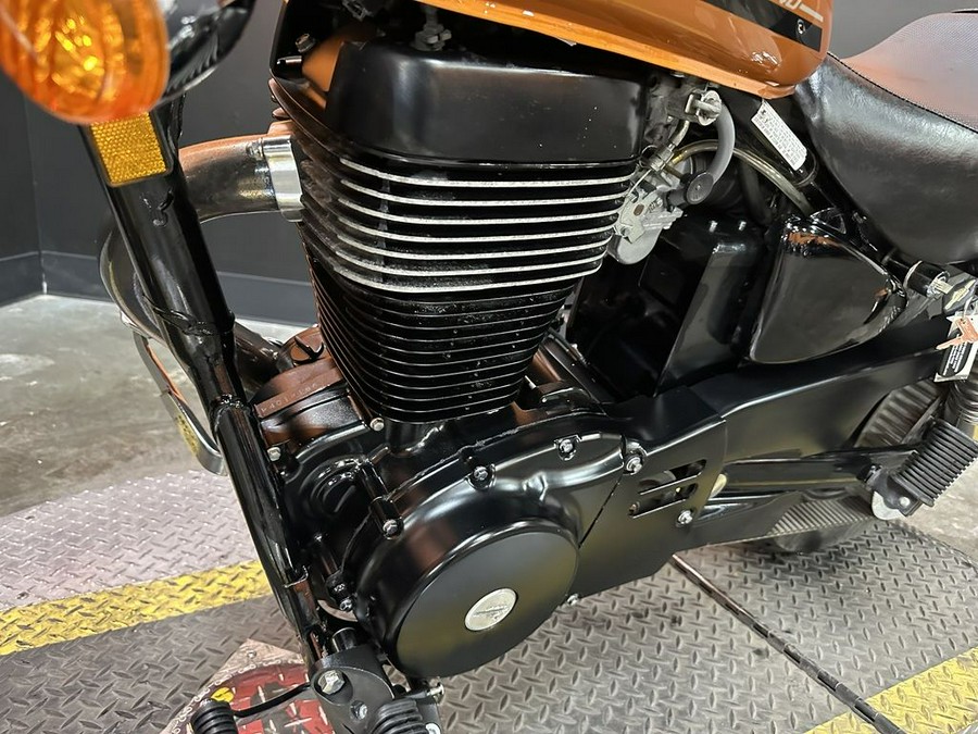 2017 Suzuki Boulevard S40