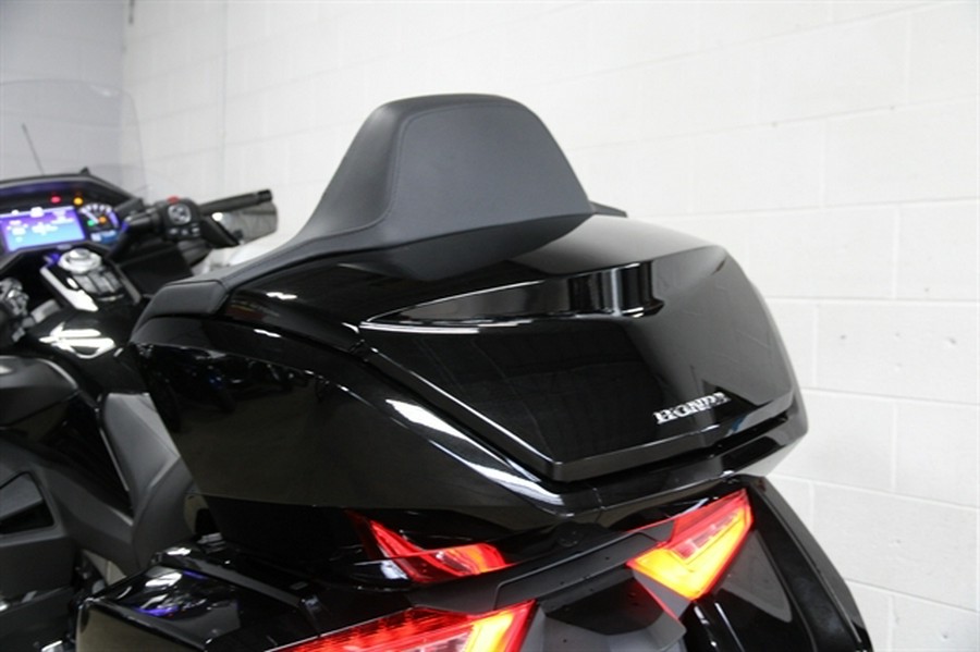 2019 HONDA GOLD WING TOUR DCT