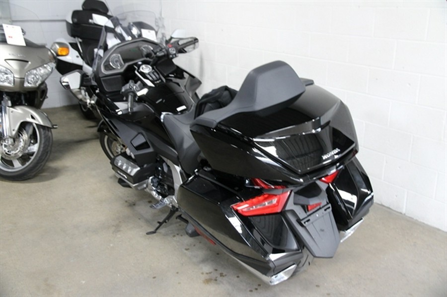 2019 HONDA GOLD WING TOUR DCT
