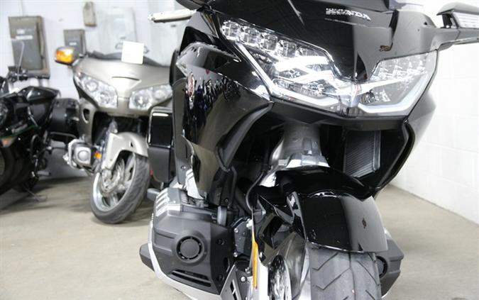 2019 HONDA GOLD WING TOUR DCT