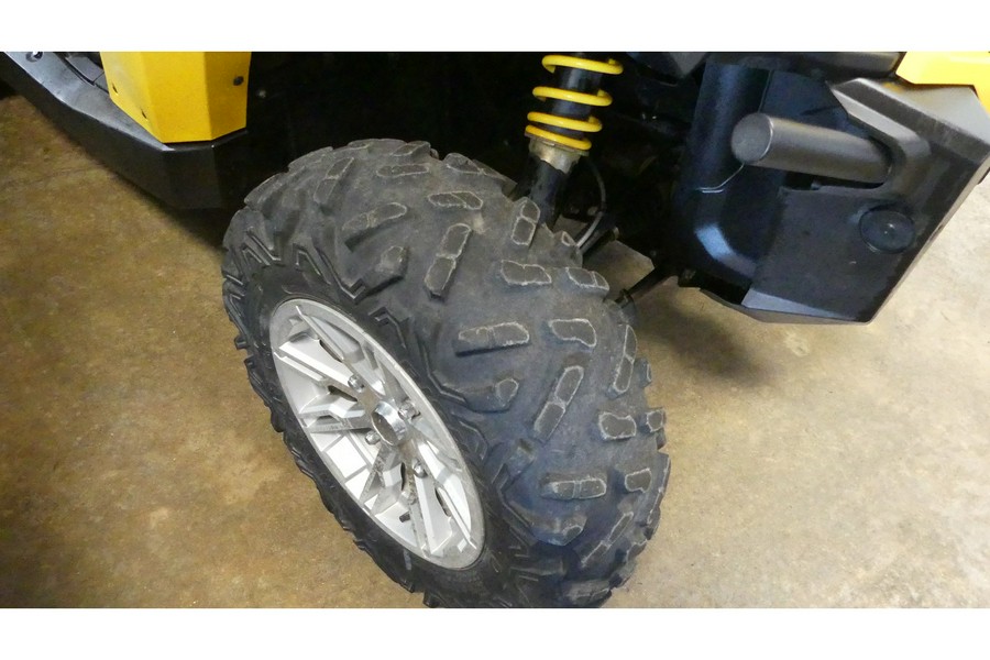 2013 Can-Am Commander™ DPS™ 1000