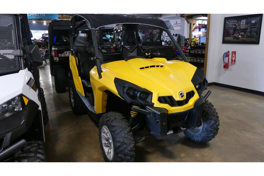 2013 Can-Am Commander™ DPS™ 1000