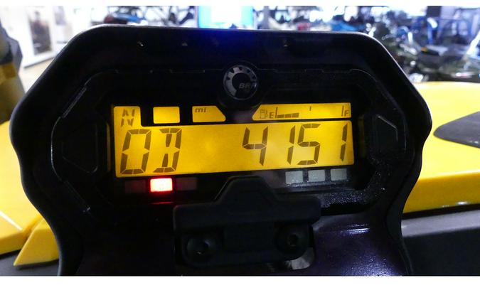 2013 Can-Am Commander™ DPS™ 1000