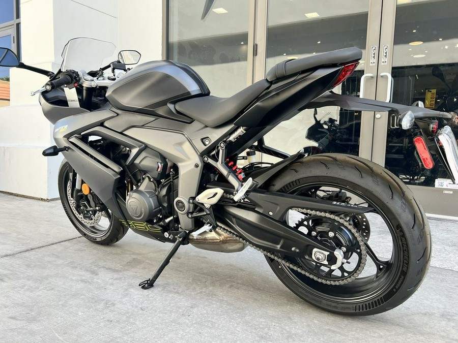 2025 Triumph Daytona 660 Satin Granite/Satin Black