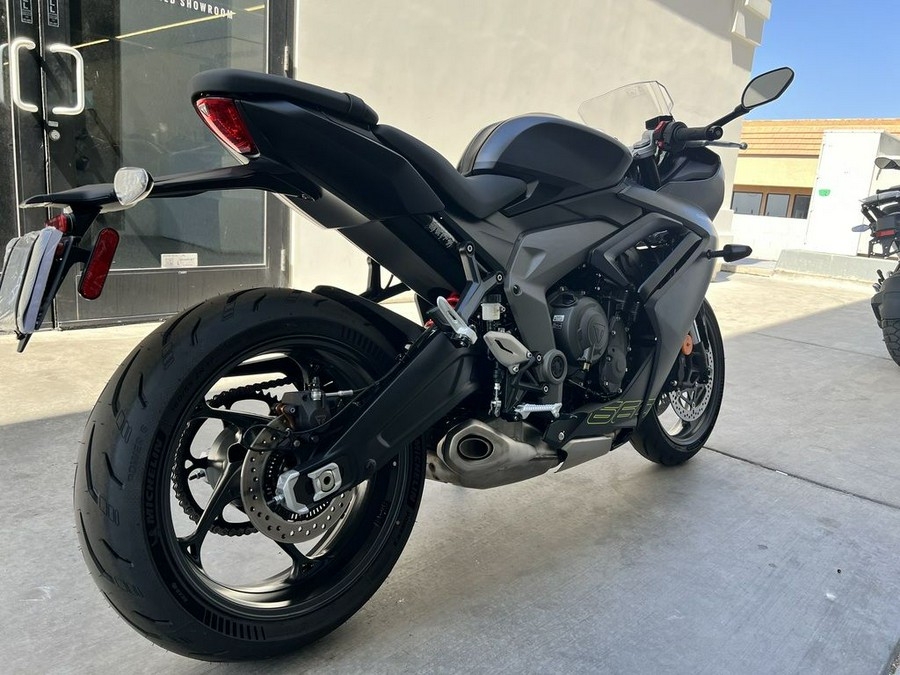 2025 Triumph Daytona 660 Satin Granite/Satin Black