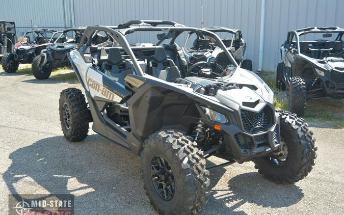 2024 Can-Am® Maverick X3 DS Turbo Catalyst Gray