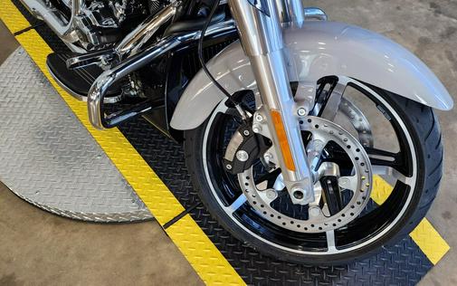 2025 Harley-Davidson® Street Glide® FLHX
