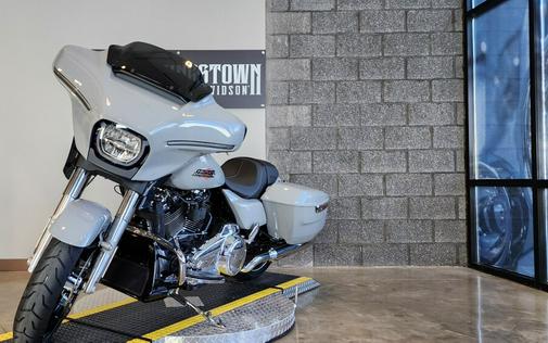 2025 Harley-Davidson® Street Glide® FLHX