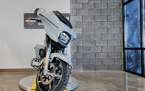 2025 Harley-Davidson® Street Glide® FLHX