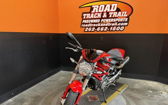 2010 Ducati Monster 696