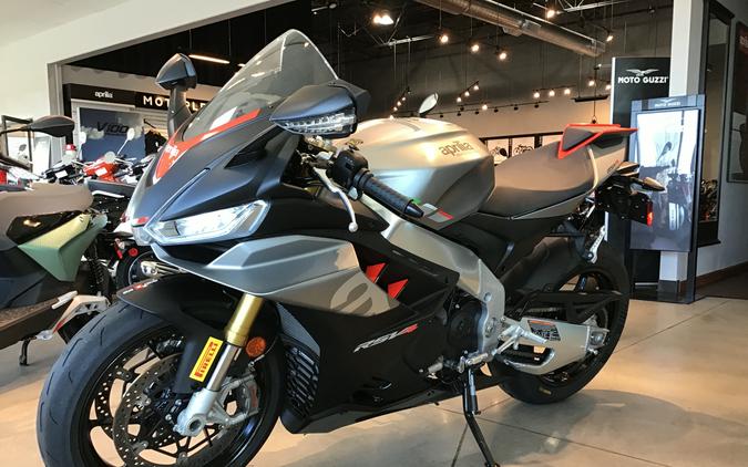 2021 Aprilia RSV4 1100