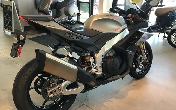 2021 Aprilia RSV4 1100