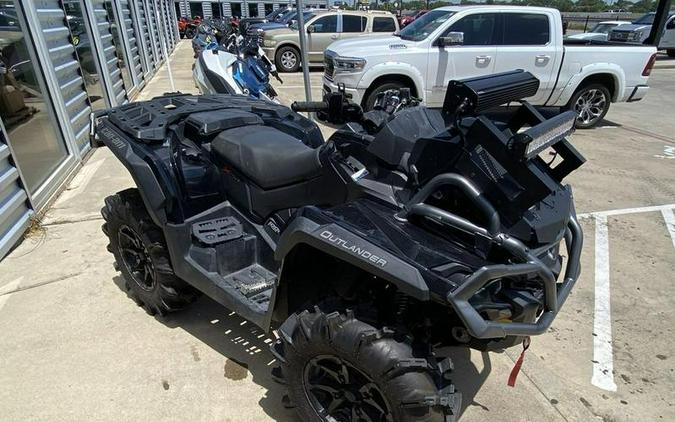 2020 Can-Am® Outlander™ X™ mr 1000R