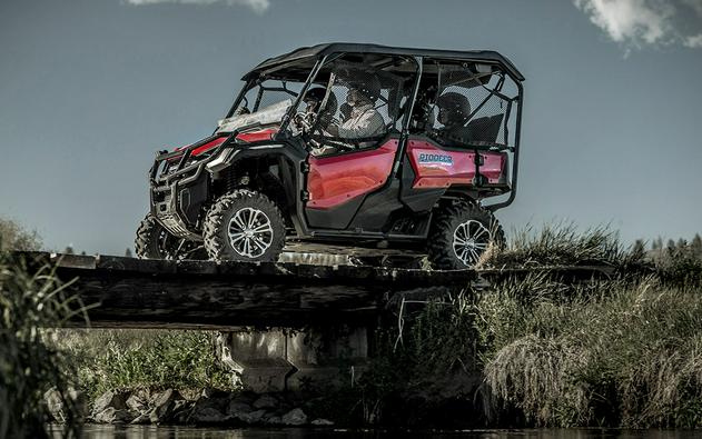 2018 Honda Pioneer 1000-5 Deluxe