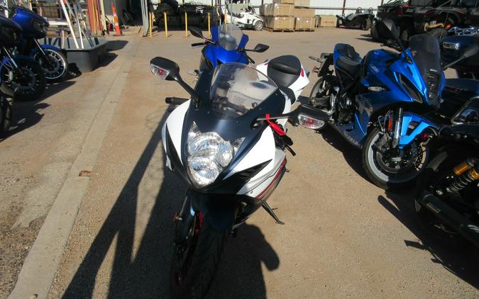 2023 SUZUKI GSX-R600