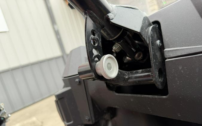 2026 Polaris RZR 200 EFI