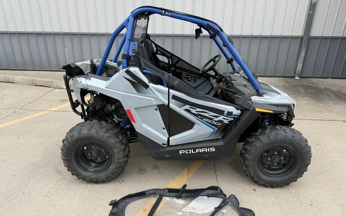 2026 Polaris RZR 200 EFI