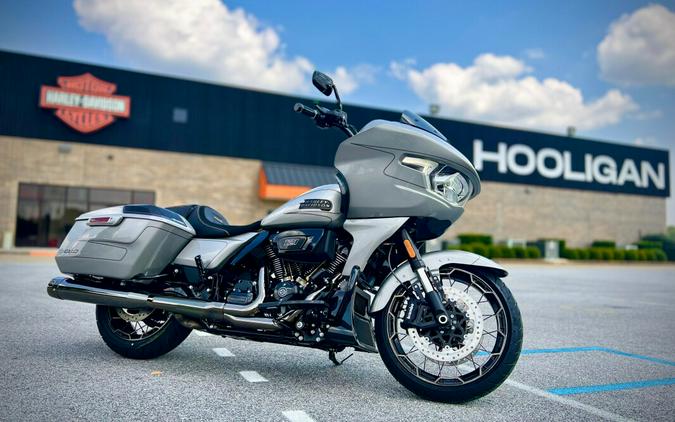 2023 Harley-Davidson® CVO™ Road Glide® DARK PLATINUM