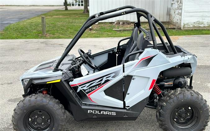 2024 Polaris RZR 200 EFI