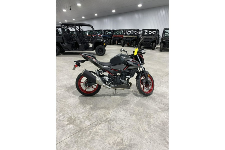 2024 Kawasaki Z500 SE ABS