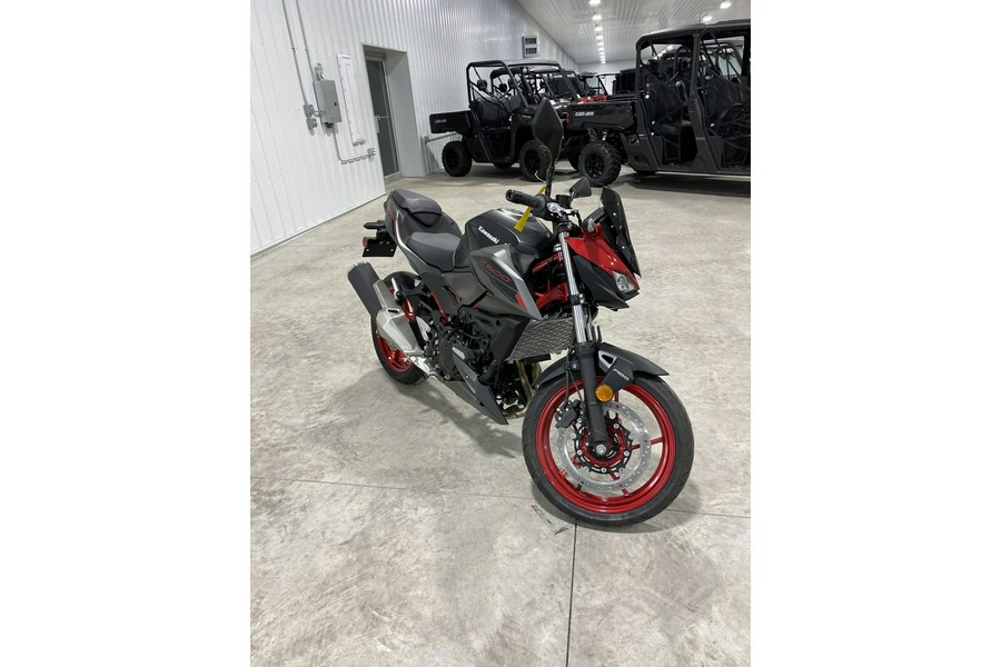 2024 Kawasaki Z500 SE ABS