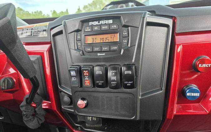 2014 Polaris Ranger Crew 900 EPS Sunset Red LE