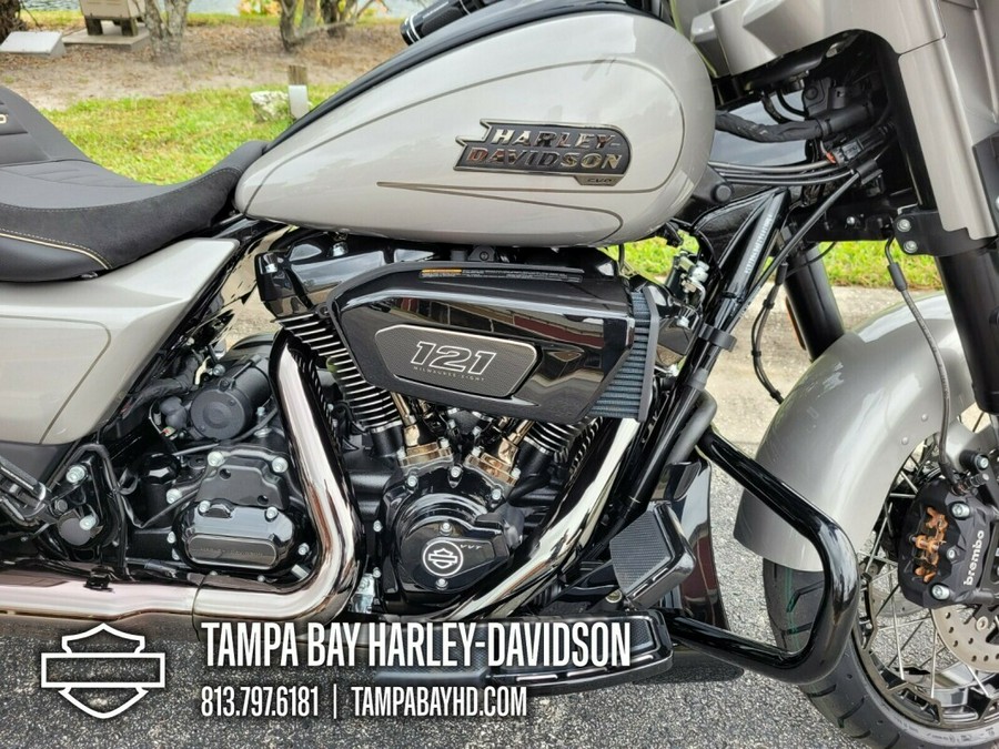 Harley-Davidson 2023 CVO™ Street Glide