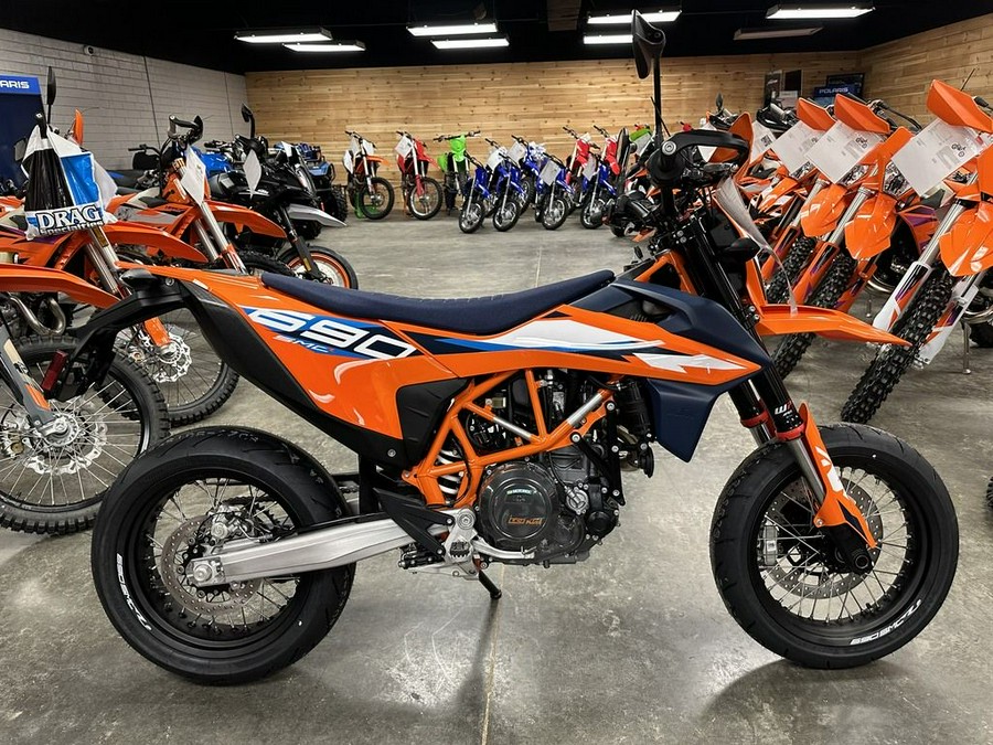 2024 KTM 690 SMC R